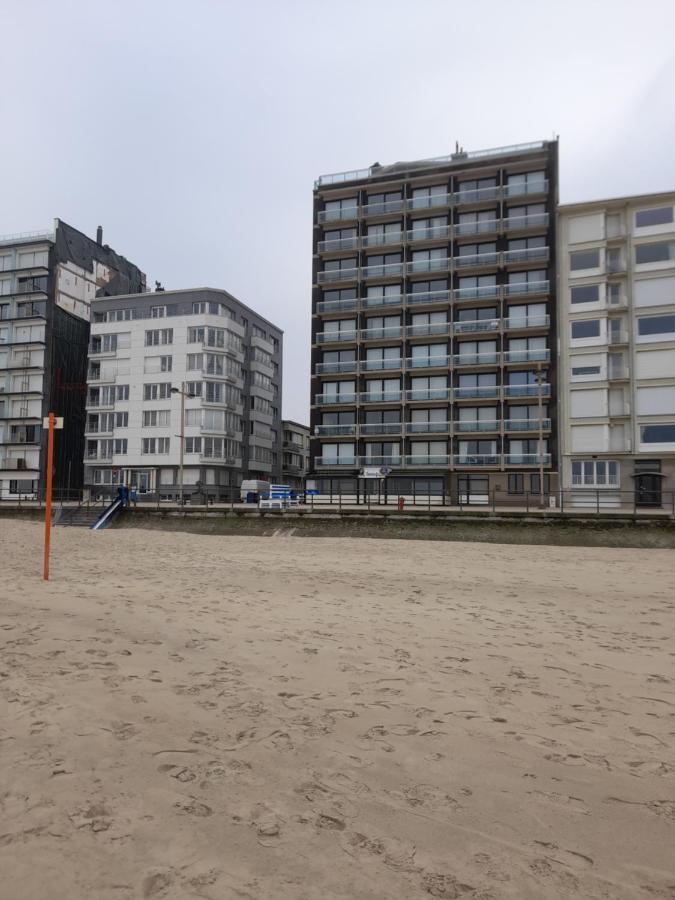 Ferienwohnung Zeezicht Falcon Middelkerke Exterior foto